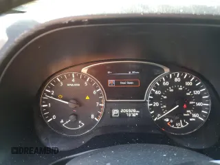 2015 Nissan Pathfinder SV with VIN 5N1AR2MN9FC603138, listed as a Copart auction lot 80979204 with 205,928 mi miles and Salvage title. Bid and sale history available at DreamBid. Image 9.