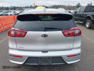 2019 Kia Niro LX with VIN KNDCB3LCXK5243643, listed as a IAAI auction lot 41730461 with 133,317 mi miles. Bid and sale history available at carsss.com. Image 17.