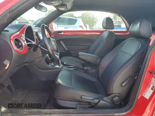 2015 Volkswagen Beetle 1.8T with VIN 3VW517AT6FM807260, listed as a Copart auction lot 85586124 with 88,565 mi miles and Salvage title. Bid and sale history available at DreamBid. Image 7.