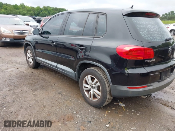 2013 Volkswagen Tiguan SE with VIN WVGAV7AX6DW544544, listed as a IAAI auction lot 42362914 with 119,754 mi miles and . Bid and sale history available at DreamBid. Image 3.