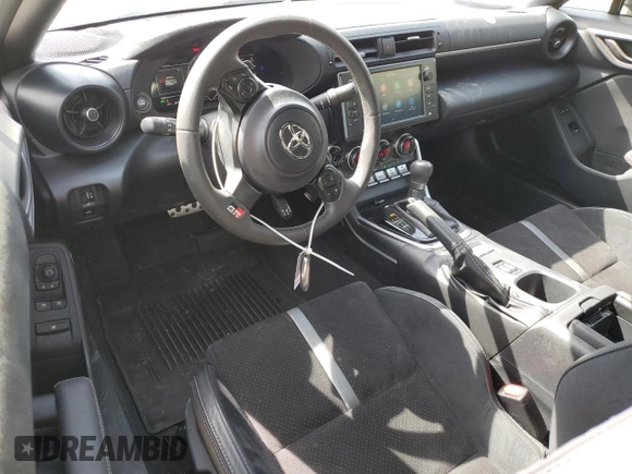 2024 Toyota 86 Premium with VIN JF1ZNBE18R8755634, listed as a Copart auction lot 49759725 with 9,230 mi miles and Salvage Title. Bid and sale history available at DreamBid. Image 8.