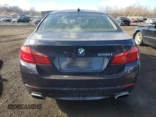 2012 BMW 5 Series 550i xDrive z VIN WBAFU9C58CC788178, wystawiony jako Copart lot #42806645 z przebiegiem 95 447 mil mil oraz Szkoda całkowita • Salvage title. Historia ofert i sprzedaży dostępna na DreamBid. Obrazek 6.