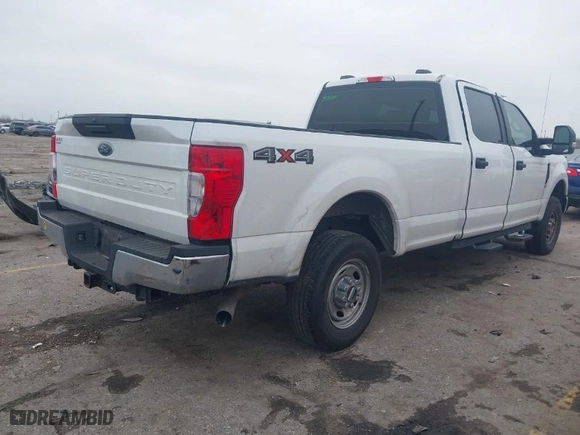 2020 Ford Super Duty F-250 SRW XL with VIN 1FT7W2B66LEE74858, listed as a IAAI auction lot 41453320 with 152,935 mi miles. Bid and sale history available at carsss.com. Image 4.