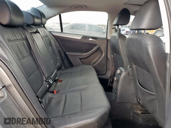2011 Volkswagen Jetta SEL z VIN 3VWLX7AJXBM362116, wystawiony jako Copart lot #50632945 z przebiegiem 205 371 mil mil oraz Szkoda całkowita • Salvage title. Historia ofert i sprzedaży dostępna na DreamBid. Obrazek 10.