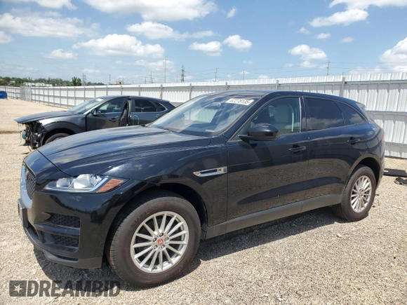 2017 Jaguar F-Pace z VIN SADCS2BN2HA493024, wystawiony jako Copart lot #62278135 z przebiegiem 93 077 mil mil oraz Czysty tytuł • Clean title. Historia ofert i sprzedaży dostępna na DreamBid. Obrazek 1.
