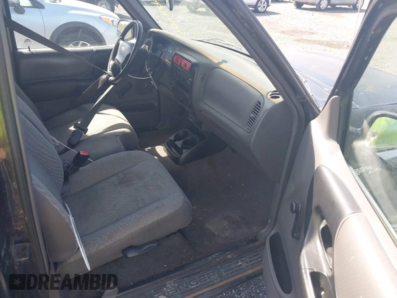 2001 Ford Ranger XL with VIN 1FTYR10D91TA81212, listed as a IAAI auction lot 42154099 with 180,564 mi miles and . Bid and sale history available at DreamBid. Image 5.
