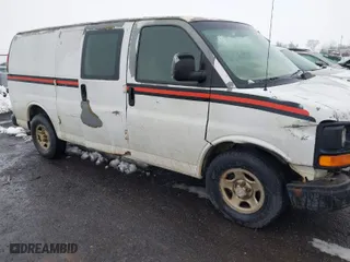 2006 Chevrolet Express Cargo Van with VIN 1GCFG15X261155976, listed as a IAAI auction lot 41562836 with 295,351 mi miles. Bid and sale history available at carsss.com. Image 6.