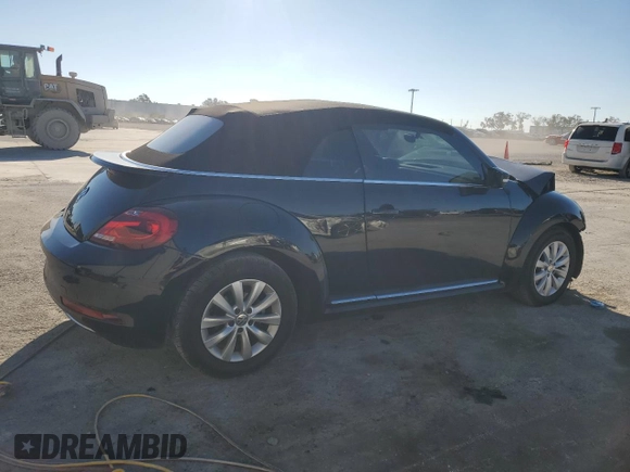 2018 Volkswagen Beetle S with VIN 3VW5DAATXJM515995, listed as a Copart auction lot 83207354 with Not provided miles and Salvage title. Bid and sale history available at DreamBid. Image 3.