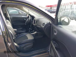 2017 Jeep Compass Latitude with VIN 3C4NJCBB4HT632758, listed as a IAAI auction lot 41849009 with 58,246 mi miles and . Bid and sale history available at DreamBid. Image 5.