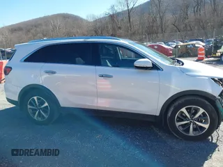 2019 Kia Sorento EX V6 with VIN 5XYPH4A57KG455210, listed as a IAAI auction lot 41520626 with 145,682 mi miles. Bid and sale history available at carsss.com. Image 13.