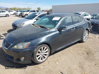 2009 Lexus IS with VIN JTHBK262995088777, listed as a IAAI auction lot 41908060 with 174,386 mi miles. Bid and sale history available at carsss.com. Image 2.