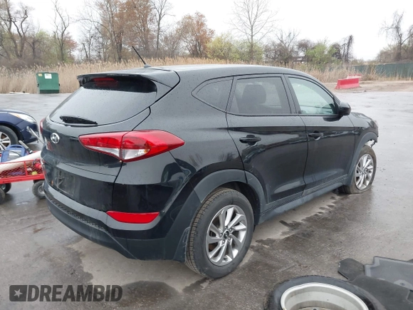 2018 Hyundai Tucson SE with VIN KM8J23A48JU794382, listed as a IAAI auction lot 41947971 with 69,615 mi miles. Bid and sale history available at carsss.com. Image 4.