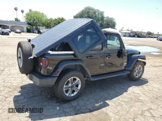 2020 Jeep Wrangler Unlimited Sahara z VIN 1C4HJXEN2LW213644, wystawiony jako Copart lot #54935355 z przebiegiem 76 268 mil mil oraz Szkoda całkowita • Salvage title. Historia ofert i sprzedaży dostępna na DreamBid. Obrazek 3.