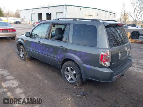 2008 Honda Pilot SE with VIN 5FNYF18398B048728, listed as a IAAI auction lot 41958578 with Not Provided miles and . Bid and sale history available at carsss.com. Image 3.