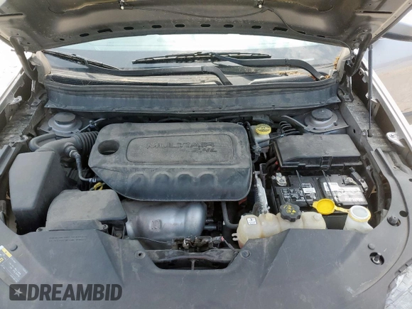2019 Jeep Cherokee Latitude with VIN 1C4PJLCB2KD332429, listed as a Copart auction lot 58076815 with 124,958 mi miles and Salvage title. Bid and sale history available at DreamBid. Image 12.