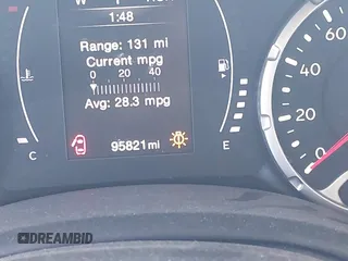 2019 Jeep Renegade Sport z VIN ZACNJBAB9KPK50894, wystawiony jako IAAI lot #41953413 z przebiegiem 95 821 mil mil oraz . Historia ofert i sprzedaży dostępna na DreamBid. Obrazek 16.
