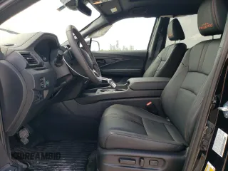2025 Honda Passport TrailSport z VIN 5FNYF8H6XSB020043, wystawiony jako Copart lot #55141675 z przebiegiem 895 mil mil oraz Szkoda całkowita • Salvage title. Historia ofert i sprzedaży dostępna na DreamBid. Obrazek 7.