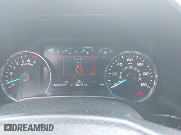 2015 Ford F-150 XLT with VIN 1FTEW1EG5FFC53076, listed as a IAAI auction lot 42475778 with 222,128 mi miles and . Bid and sale history available at DreamBid. Image 7.