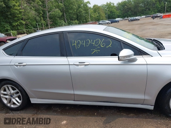 2016 Ford Fusion SE with VIN 3FA6P0H76GR338557, listed as a IAAI auction lot 42424262 with 165,299 mi miles and . Bid and sale history available at DreamBid. Image 13.