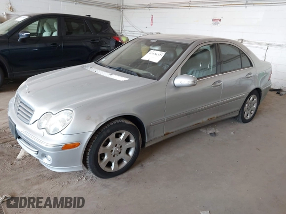 2005 Mercedes-Benz C 240 with VIN WDBRF81J15F655900, listed as a IAAI auction lot 42436525 with 1,113 mi miles and . Bid and sale history available at DreamBid. Image 2.