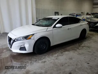 2020 Nissan Altima S with VIN 1N4BL4BV1LC205108, listed as a Copart auction lot 58839175 with 95,148 mi miles and Salvage title. Bid and sale history available at DreamBid. Image 1.