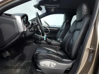 2016 Porsche Cayenne Diesel with VIN WP1AF2A29GKA44543, listed as a Copart auction lot 45495625 with 120,075 mi miles and Salvage title. Bid and sale history available at DreamBid. Image 7.