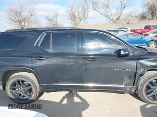 2021 Chevrolet Traverse Premier with VIN 1GNEVKKW3MJ235469, listed as a IAAI auction lot 40987307 with 40,819 mi miles. Bid and sale history available at carsss.com. Image 13.