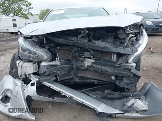 2019 Nissan Altima SR z VIN 1N4BL4CVXKC125920, wystawiony jako IAAI lot #42186653 z przebiegiem 101 245 mil mil oraz . Historia ofert i sprzedaży dostępna na DreamBid. Obrazek 6.