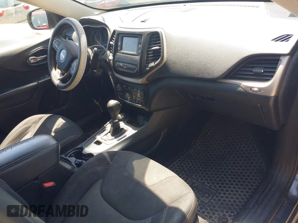 2016 Jeep Cherokee Latitude with VIN 1C4PJMCB0GW187750, listed as a IAAI auction lot 42246831 with 109,537 mi miles and . Bid and sale history available at DreamBid. Image 5.