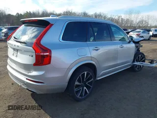 2021 Volvo XC90 Momentum with VIN YV4A22PK2M1710788, listed as a IAAI auction lot 41587754 with 41,439 mi miles and . Bid and sale history available at DreamBid. Image 4.