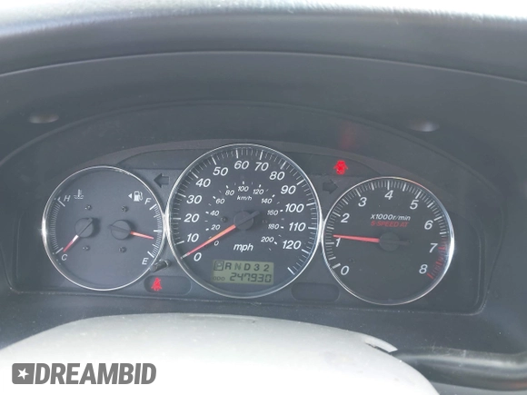 2005 Mazda MPV LX with VIN JM3LW28A150551864, listed as a IAAI auction lot 41922850 with 247,930 mi miles. Bid and sale history available at carsss.com. Image 7.