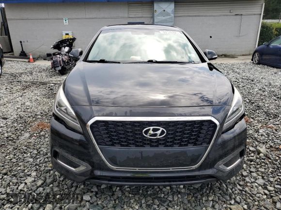 2017 Hyundai Sonata Hybrid SE with VIN KMHE24L14HA059503, listed as a Copart auction lot 67962073 with 97,379 mi miles. Bid and sale history available at carsss.com. Image 5.