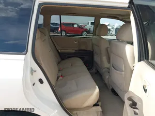 2007 Toyota Highlander w/3rd Row with VIN JTEDP21A270127208, listed as a IAAI auction lot 41905738 with 183,099 mi miles. Bid and sale history available at carsss.com. Image 8.
