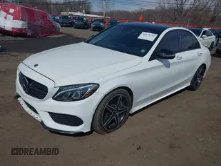2016 Mercedes-Benz C 450 AMG z VIN 55SWF6EB9GU109668, wystawiony jako IAAI lot #41833350 z przebiegiem 104 567 mil mil oraz . Historia ofert i sprzedaży dostępna na DreamBid. Obrazek 2.