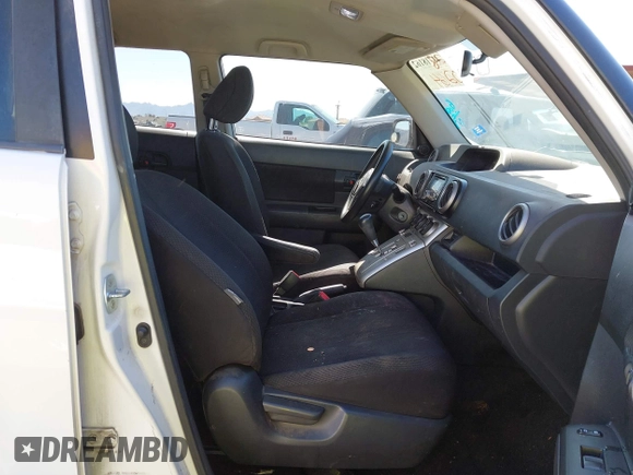 2009 Scion xB with VIN JTLKE50E091090264, listed as a IAAI auction lot 41718162 with 269,466 mi miles and . Bid and sale history available at DreamBid. Image 4.