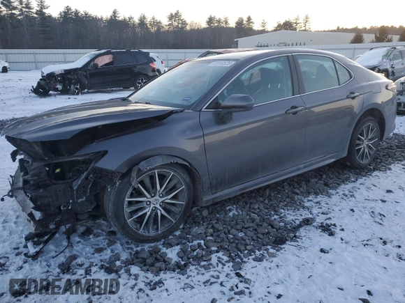 2021 Toyota Camry SE Nightshade with VIN 4T1G11AK1MU542672, listed as a Copart auction lot 41810525 with 0 mi miles and Salvage Title. Bid and sale history available at carsss.com. Image 1.