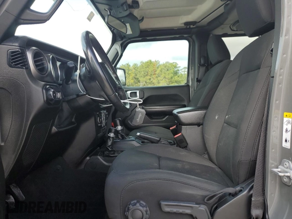2019 Jeep Wrangler Unlimited Sport Altitude with VIN 1C4HJXDGXKW636909, listed as a Copart auction lot 48324185 with 47,744 mi miles and Clean title. Bid and sale history available at DreamBid. Image 7.