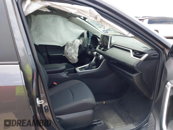 2023 Toyota RAV4 LE z VIN 2T3H1RFV0PC242415, wystawiony jako IAAI lot #42158883 z przebiegiem 11 413 mil mil oraz . Historia ofert i sprzedaży dostępna na DreamBid. Obrazek 5.