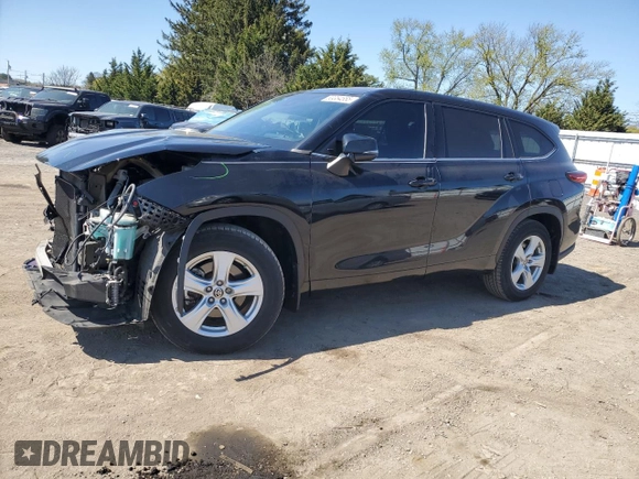 2020 Toyota Highlander LE z VIN 5TDBZRBH4LS511959, wystawiony jako Copart lot #53354555 z przebiegiem 99 381 mil mil oraz Szkoda całkowita • Salvage title. Historia ofert i sprzedaży dostępna na DreamBid. Obrazek 1.