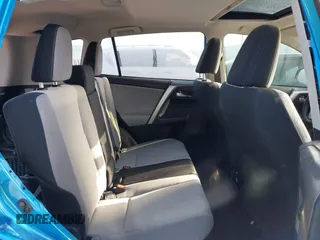 2018 Toyota RAV4 XLE with VIN JTMWFREV1JJ736877, listed as a IAAI auction lot 42072222 with 43,004 mi miles and . Bid and sale history available at carsss.com. Image 8.