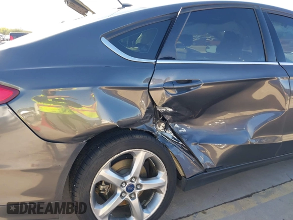 2016 Ford Fusion S with VIN 3FA6P0G70GR245860, listed as a IAAI auction lot 41208849 with 123,565 mi miles. Bid and sale history available at carsss.com. Image 6.