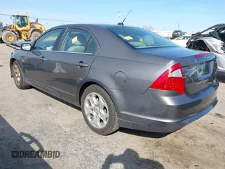2011 Ford Fusion SE with VIN 3FAHP0HA7BR319917, listed as a IAAI auction lot 41845471 with 115,071 mi miles. Bid and sale history available at carsss.com. Image 3.