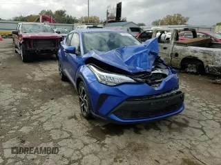 2021 Toyota C-HR LE with VIN JTNKHMBX2M1107890, listed as a Copart auction lot 77992554 with 54,219 mi miles and Salvage Title. Bid and sale history available at carsss.com. Image 12.