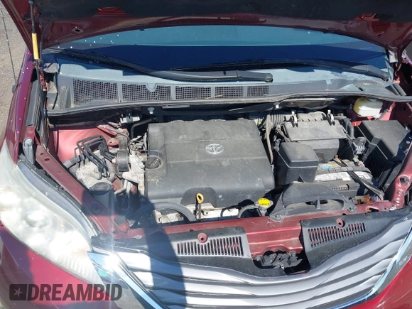 2014 Toyota Sienna XLE with VIN 5TDYK3DC8ES457940, listed as a IAAI auction lot 42039472 with 99,769 mi miles and . Bid and sale history available at DreamBid. Image 10.