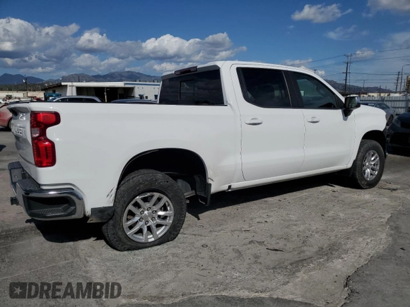 2020 Chevrolet Silverado 1500 LT with VIN 3GCUYDET5LG306633, listed as a Copart auction lot 51392175 with 116,686 mi miles and Salvage Title. Bid and sale history available at DreamBid. Image 3.