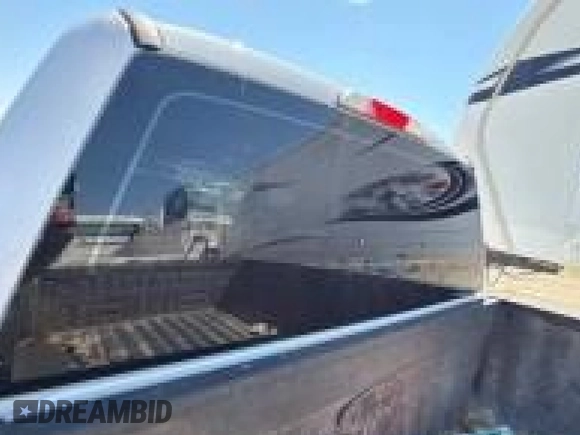 2018 Ford F-250 XL z VIN 1FT7X2B60JEC67165, wystawiony jako IAAI lot #42843681 z przebiegiem 184 448 mil mil oraz . Historia ofert i sprzedaży dostępna na DreamBid. Obrazek 31.