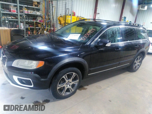 2012 Volvo XC70 T6 z VIN YV4902BZ6C1139267, wystawiony jako IAAI lot #42130994 z przebiegiem 150 779 mil mil oraz . Historia ofert i sprzedaży dostępna na DreamBid. Obrazek 14.