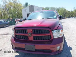 2018 Ram 1500 Express z VIN 1C6RR7FG3JS327922, wystawiony jako IAAI lot #42226433 z przebiegiem 78 533 mil mil oraz . Historia ofert i sprzedaży dostępna na DreamBid. Obrazek 12.