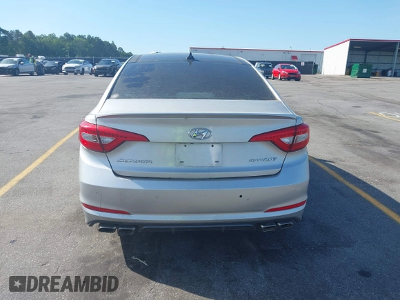 2015 Hyundai Sonata Sport with VIN 5NPE34AB0FH084580, listed as a IAAI auction lot 42150153 with 159,633 mi miles and . Bid and sale history available at carsss.com. Image 17.