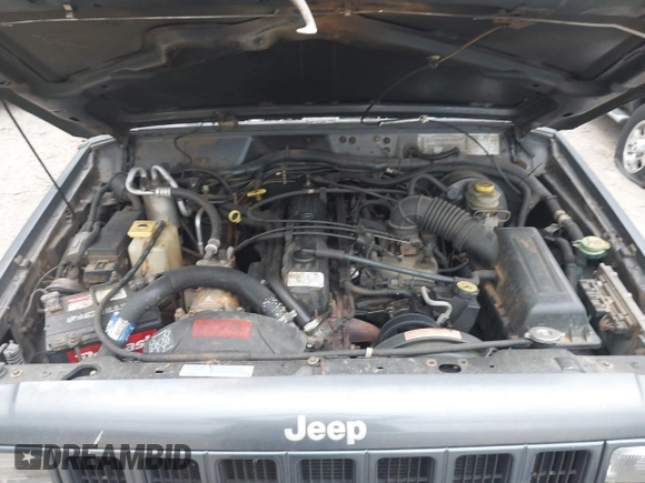 2001 Jeep Cherokee Sport with VIN 1J4FF48S91L571731, listed as a IAAI auction lot 42576272 with 181,688 mi miles and . Bid and sale history available at DreamBid. Image 10.